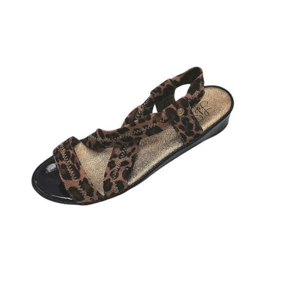 SIZE 7M Life Stride, Soft System Sandals NWOB - Picture 8 of 8